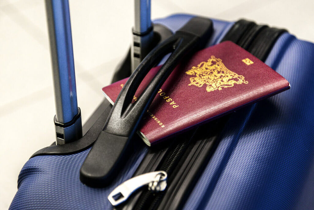 Spanyolország tovább enyhíti a koronavírus-járvány miatt bevezetett utazási korlátozásokat