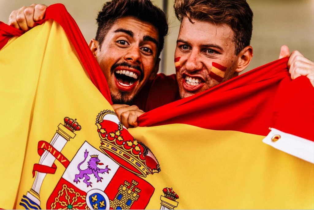 Miért kiabálnak állandóan a spanyolok?